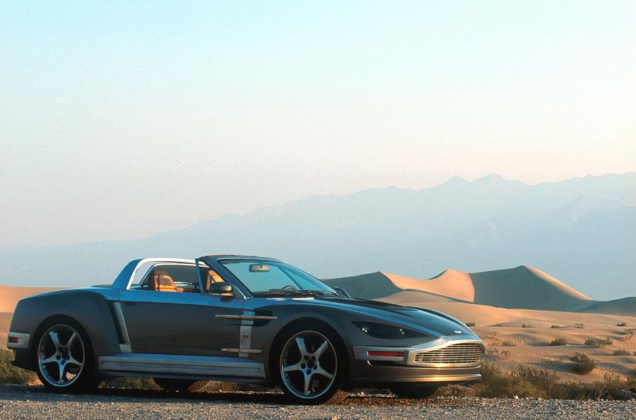 Aston Martin 2020 Concept 2001 года  (фото 3 из 15)